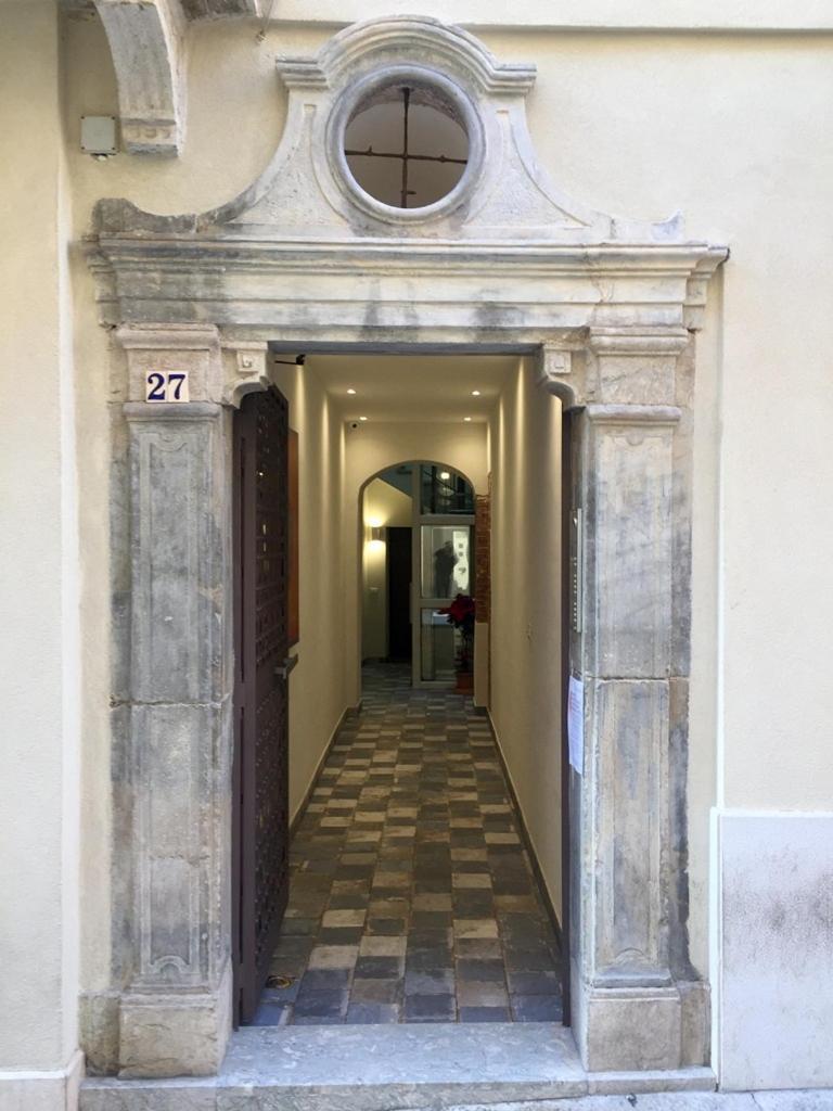 Della Cuba Vacanze Trapani Historic Center Exterior foto
